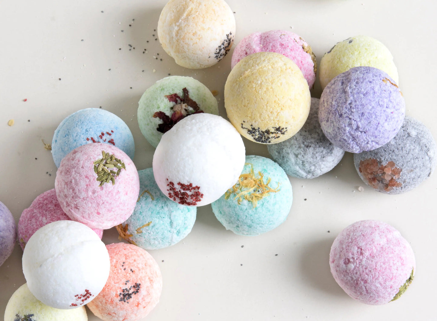 11 Bath Bombs Gift Box + one Free Bomb to make 12!!