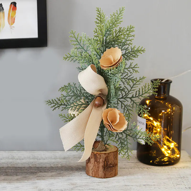 Mini Iron Christmas Tree Table Decoration Piece
