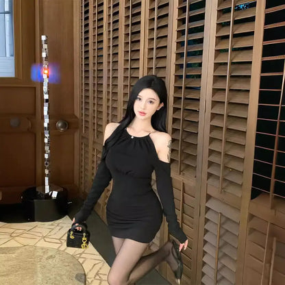 Autumn New Women 's Dress with Long Sleeves