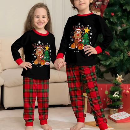 Cartoon Reindeer Christmas Family Pajama Set women men_ kid
