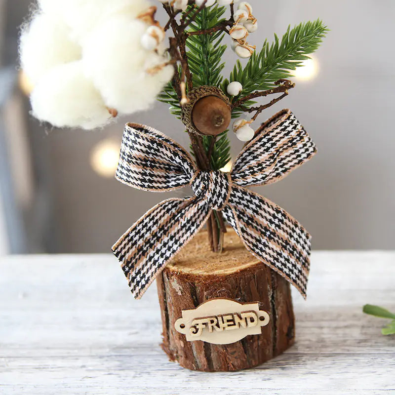 Mini Iron Christmas Tree Table Decoration Piece